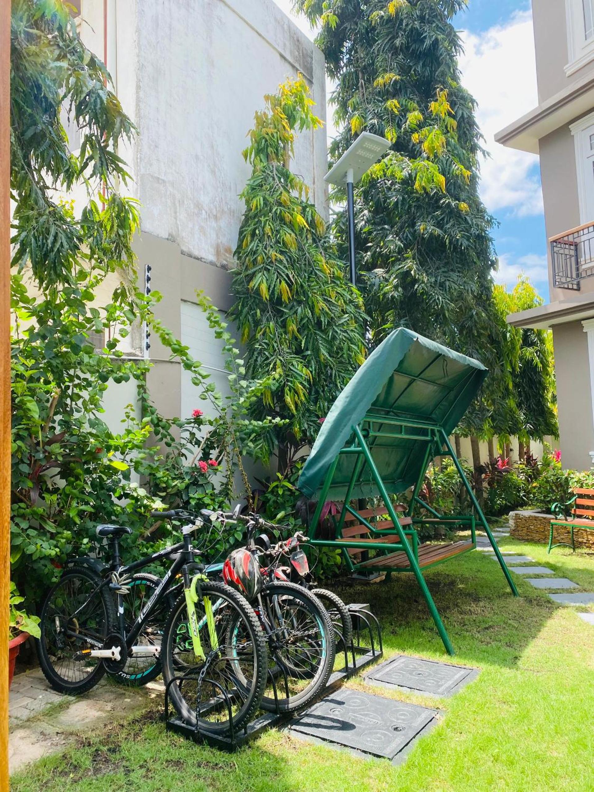 Jacomo Residences