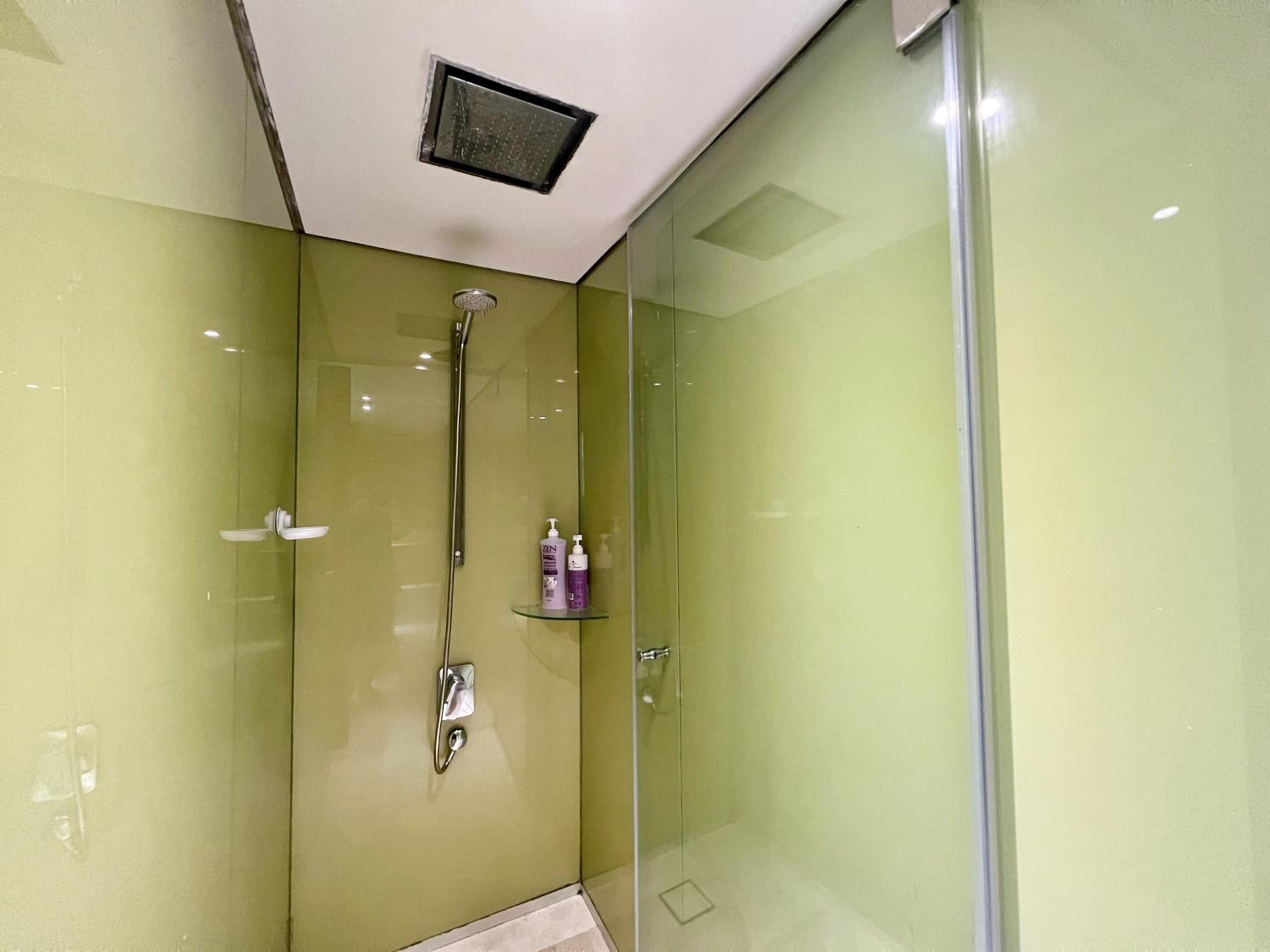 Sky Suites Leisure 3BR Suite at KLCC