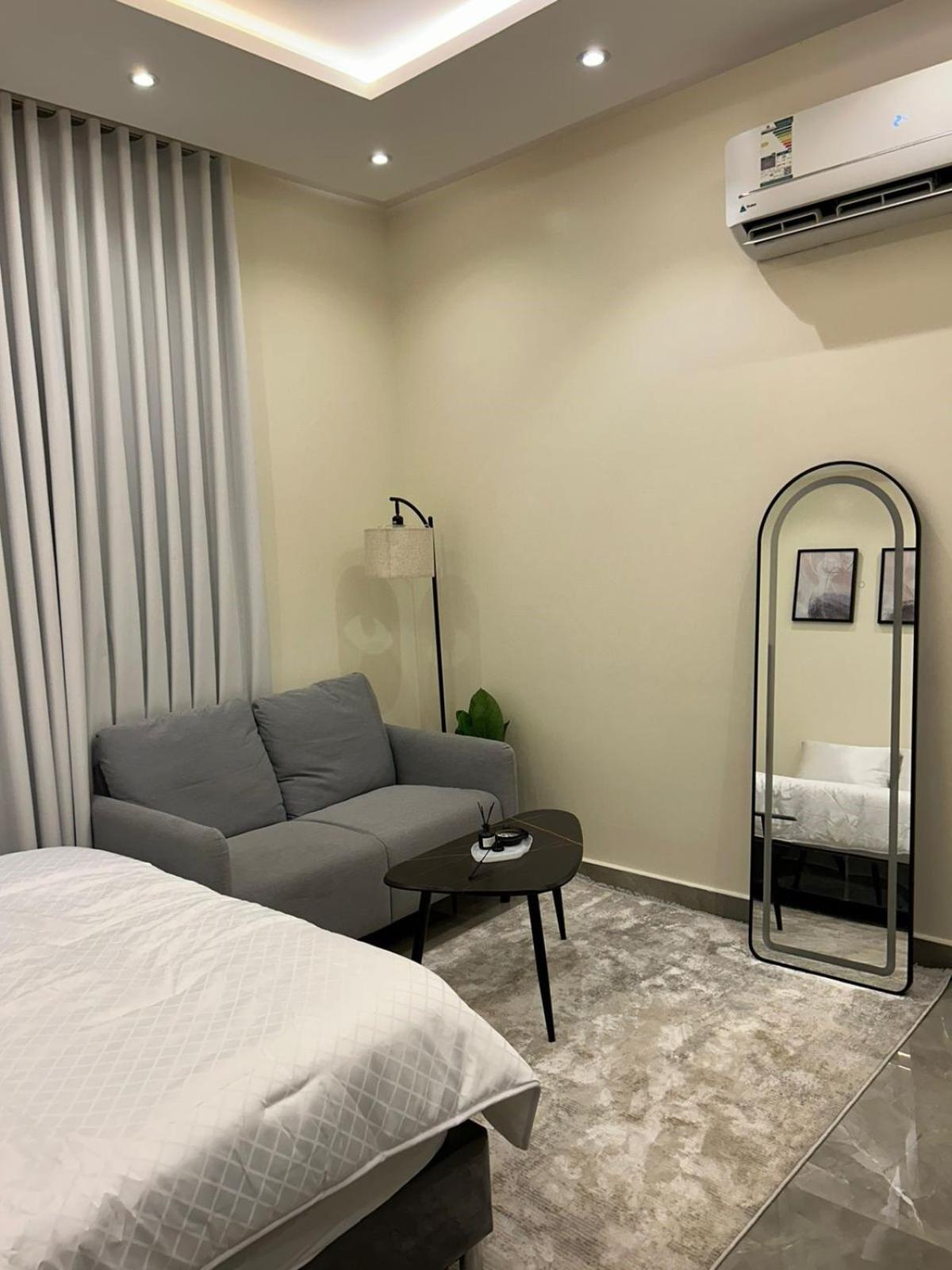 Cozy Studio self check-in