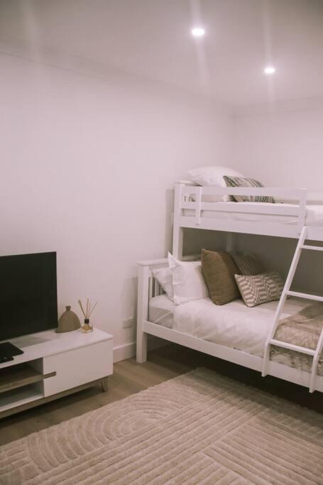 Mi Casa Su Casa