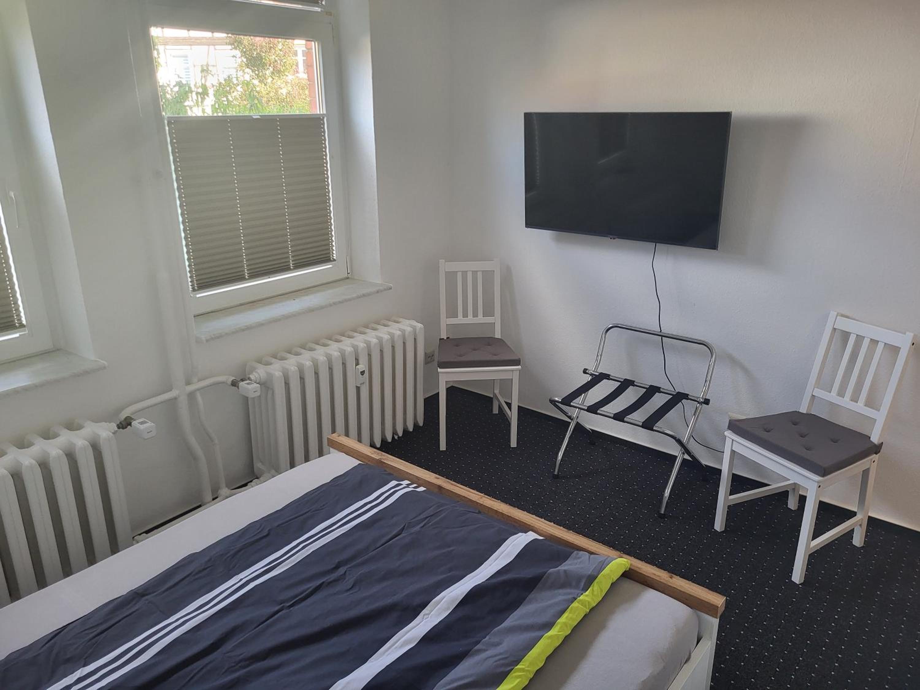 Große Wohnung im EG mit 2xAC