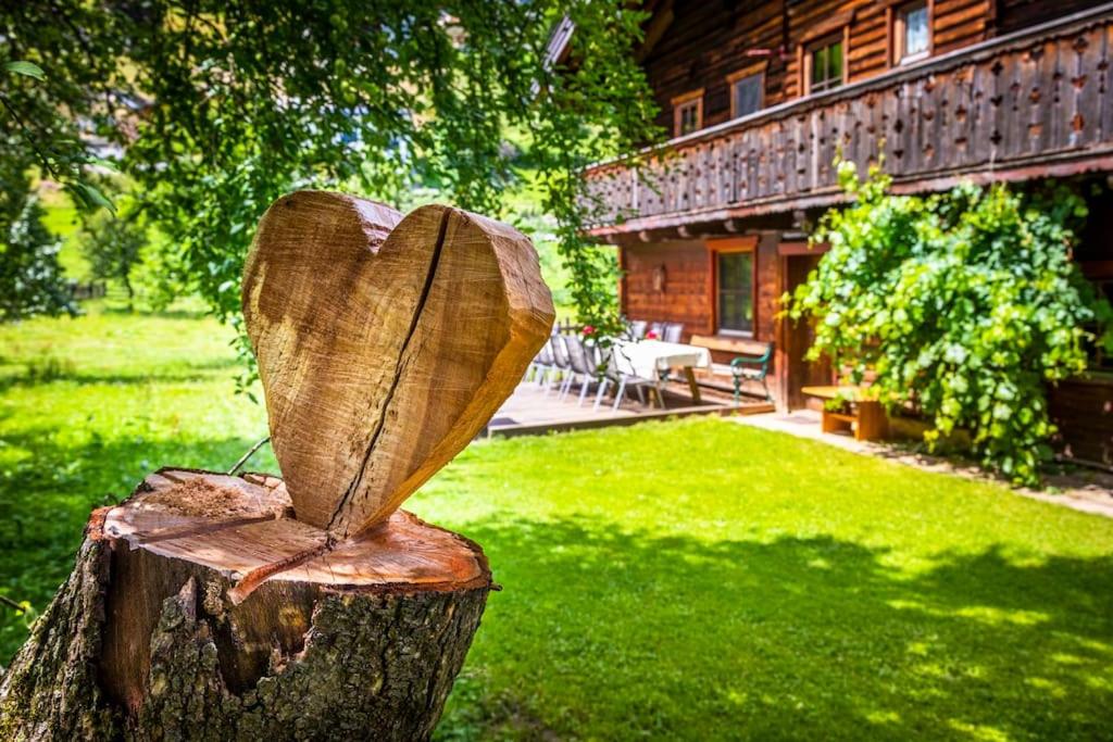 Traumhafte Auszeit in den Bergen Gemütliche Hütte für totale Entspannung