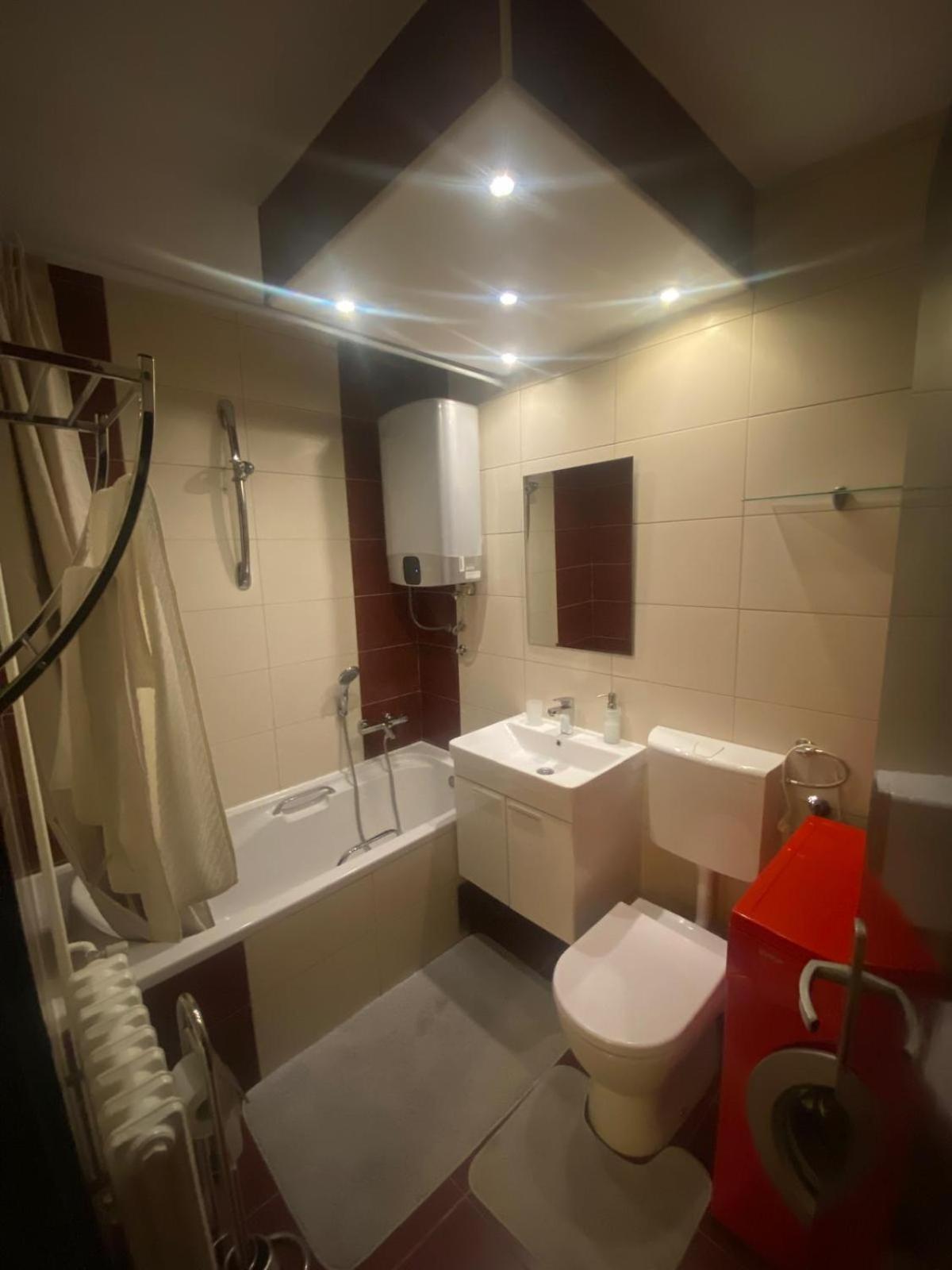 Apartment I&M - self check in & free parking - view 2