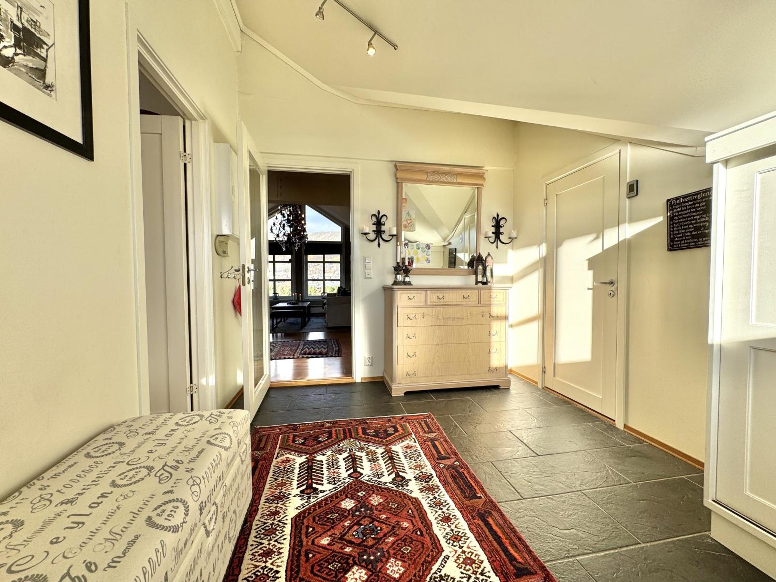 Spacious and beautiful apartment in Geilo, mountain retreat with view!