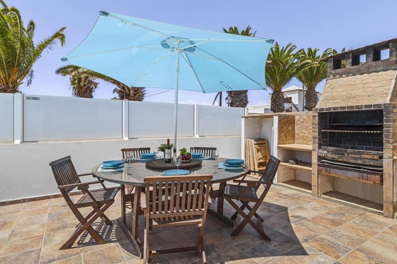 Villa Palacios Herrero view 2