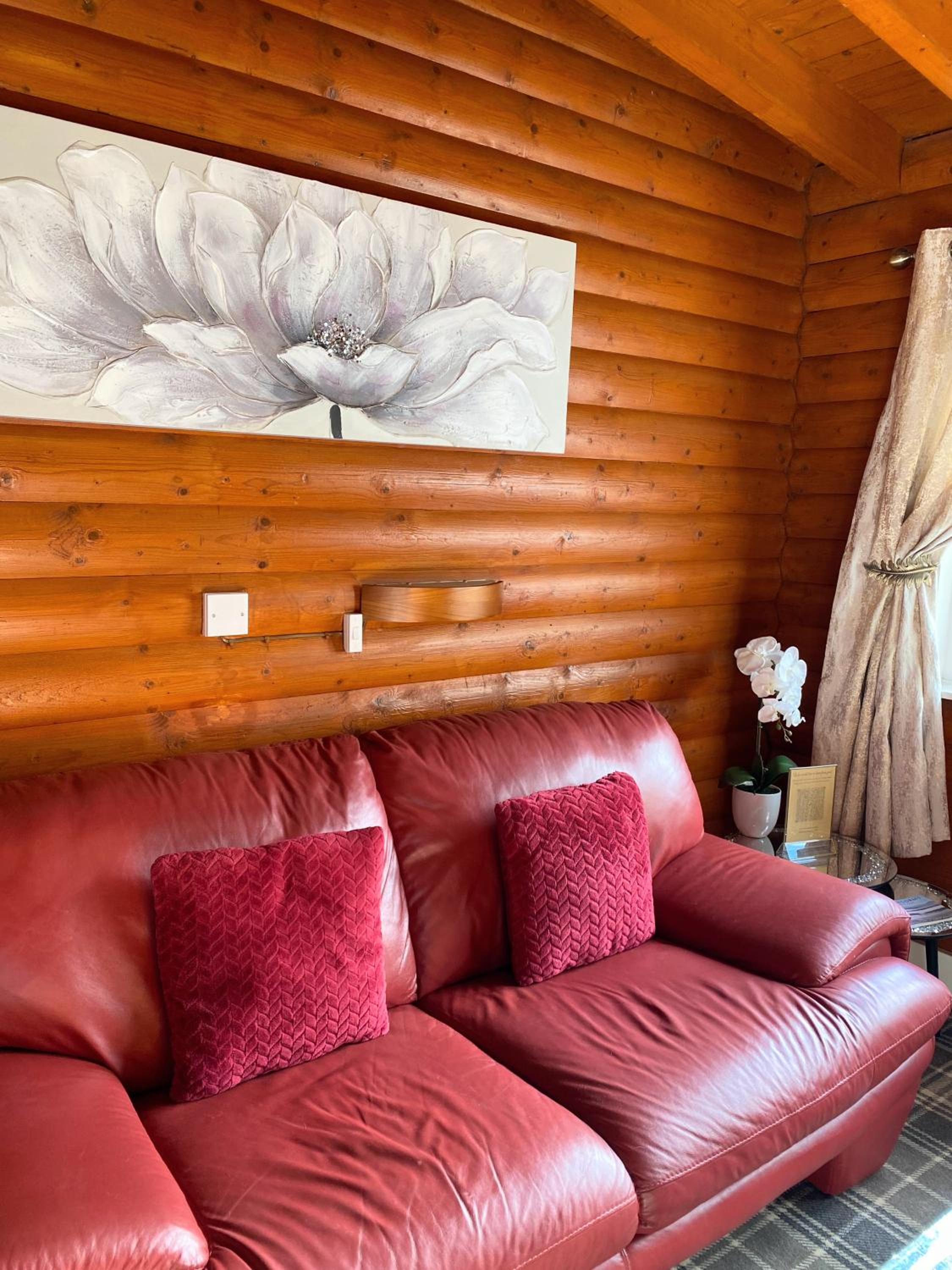 Hotel Kaoglen-spruce-hot Tub-forrest Setting-pet Friendly