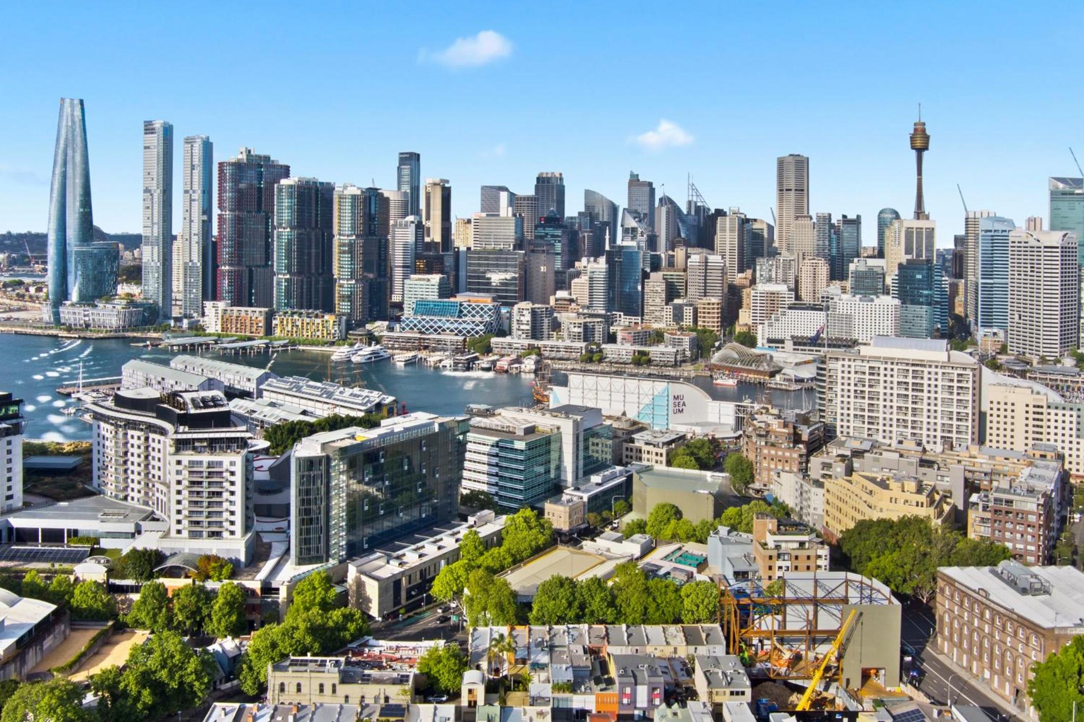 Country in City Darling Harbour Retreat Pool