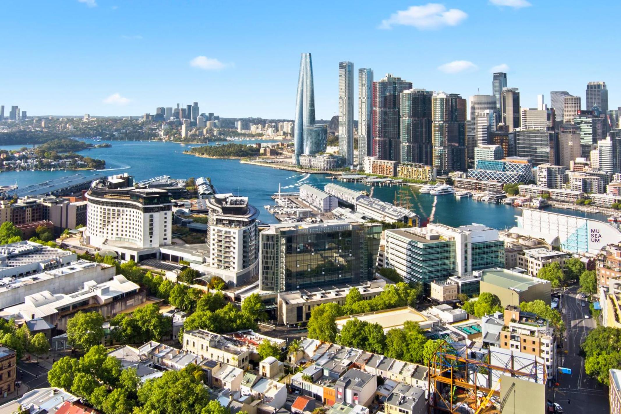 Country in City Darling Harbour Retreat Pool