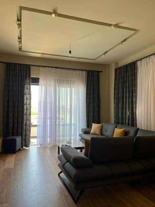 Rea's Apartment