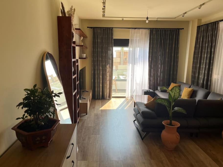 Rea's Apartment