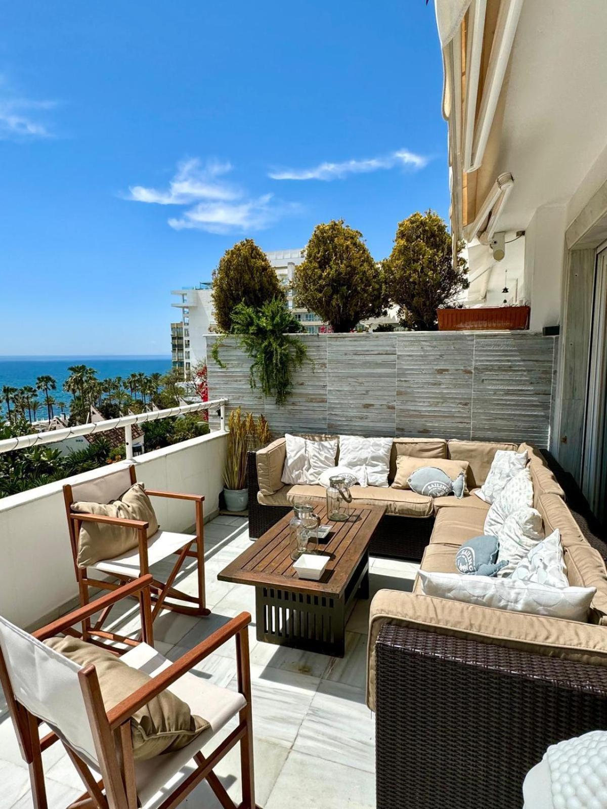 Homely Home Vistas al mar view 3