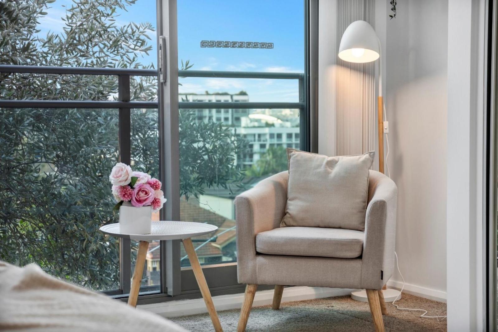 Luxury Retreat Sydney Airport Direct Train Line