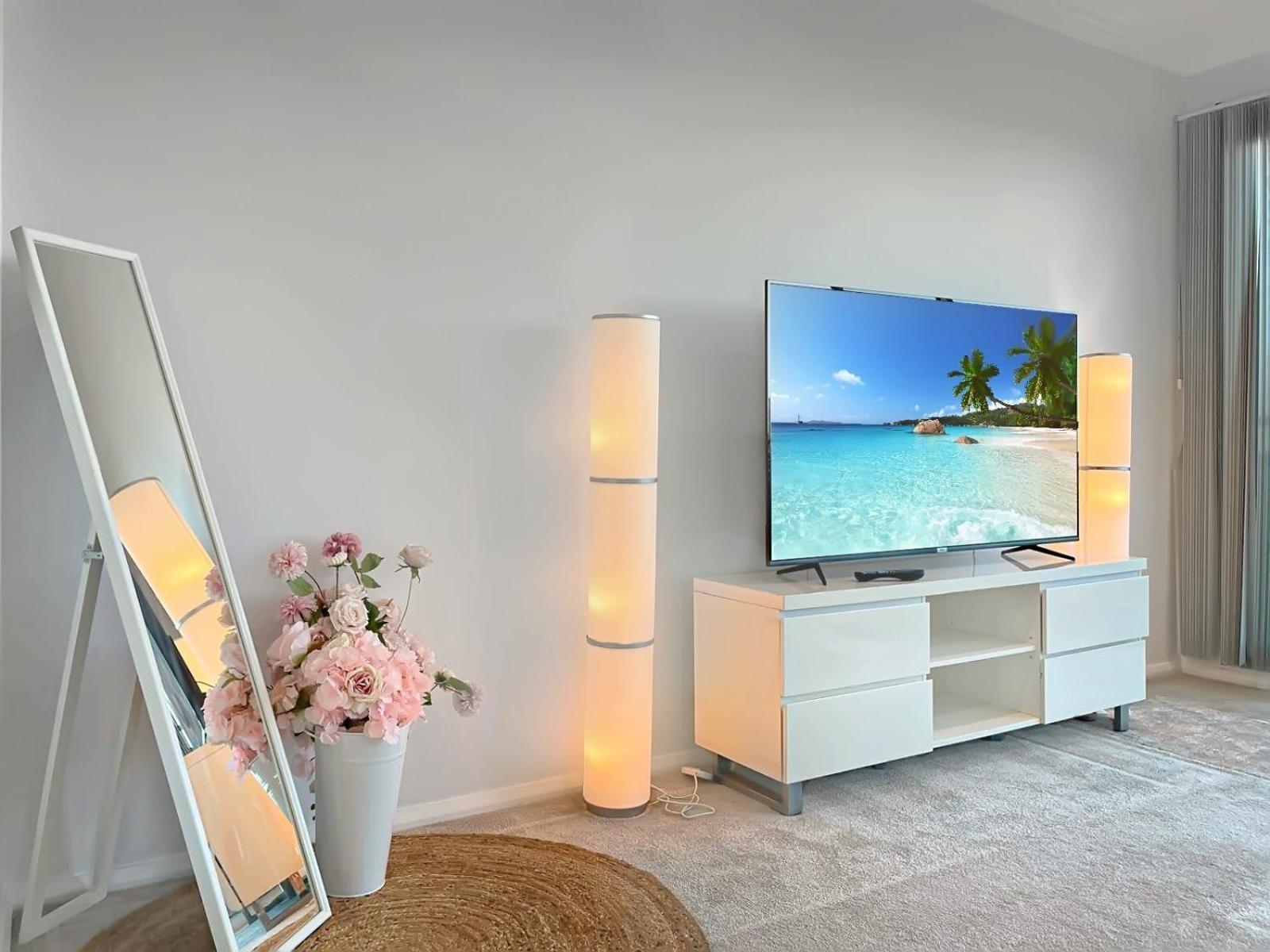 Luxury Retreat Sydney Airport Direct Train Line