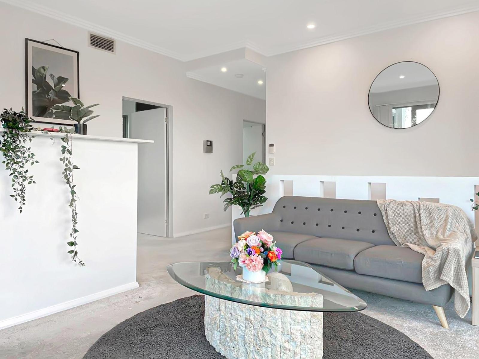 Luxury Retreat Sydney Airport Direct Train Line
