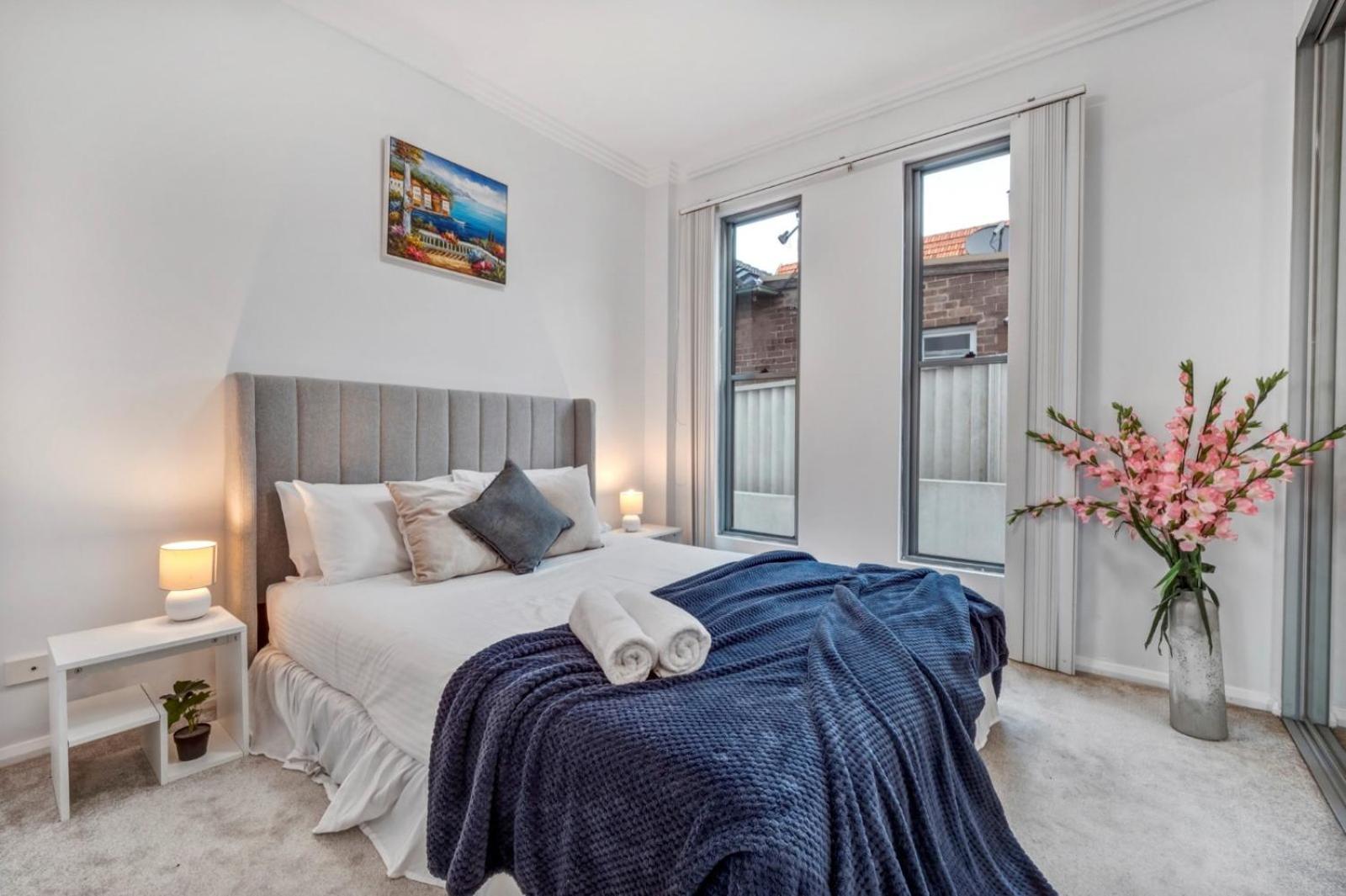 Luxury Retreat Sydney Airport Direct Train Line