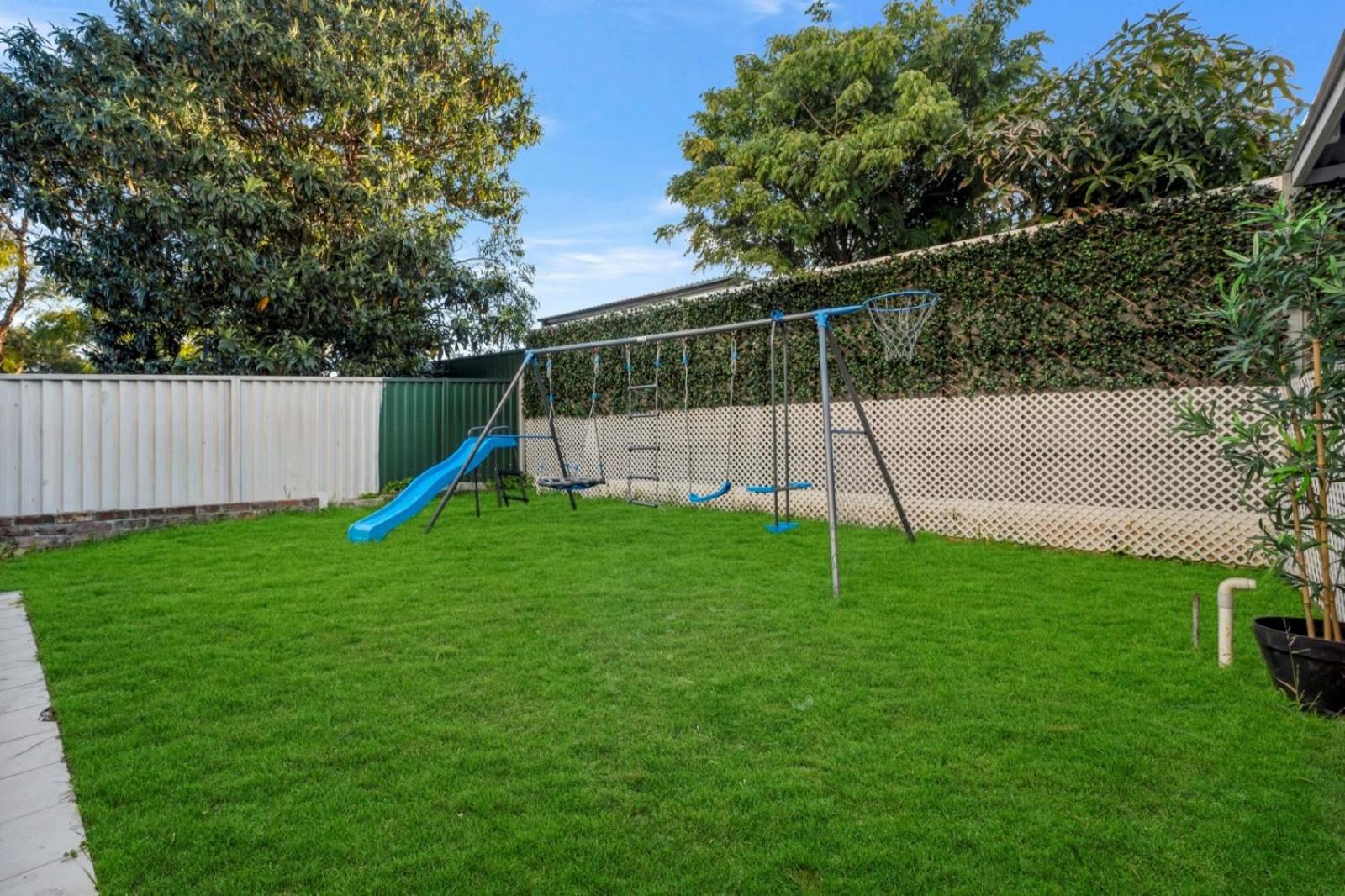 Luxury Retreat Sydney Airport Direct Train Line