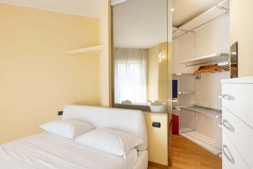 Spacious two bedrooms Solari area - Mirable PM