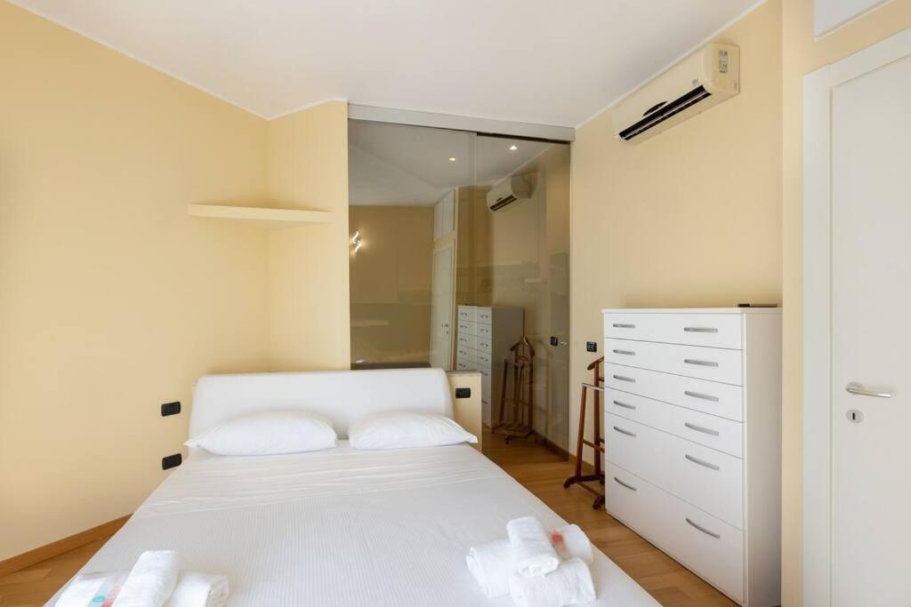 Spacious two bedrooms Solari area - Mirable PM
