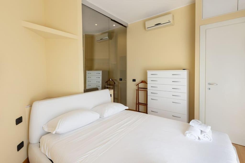 Spacious two bedrooms Solari area - Mirable PM