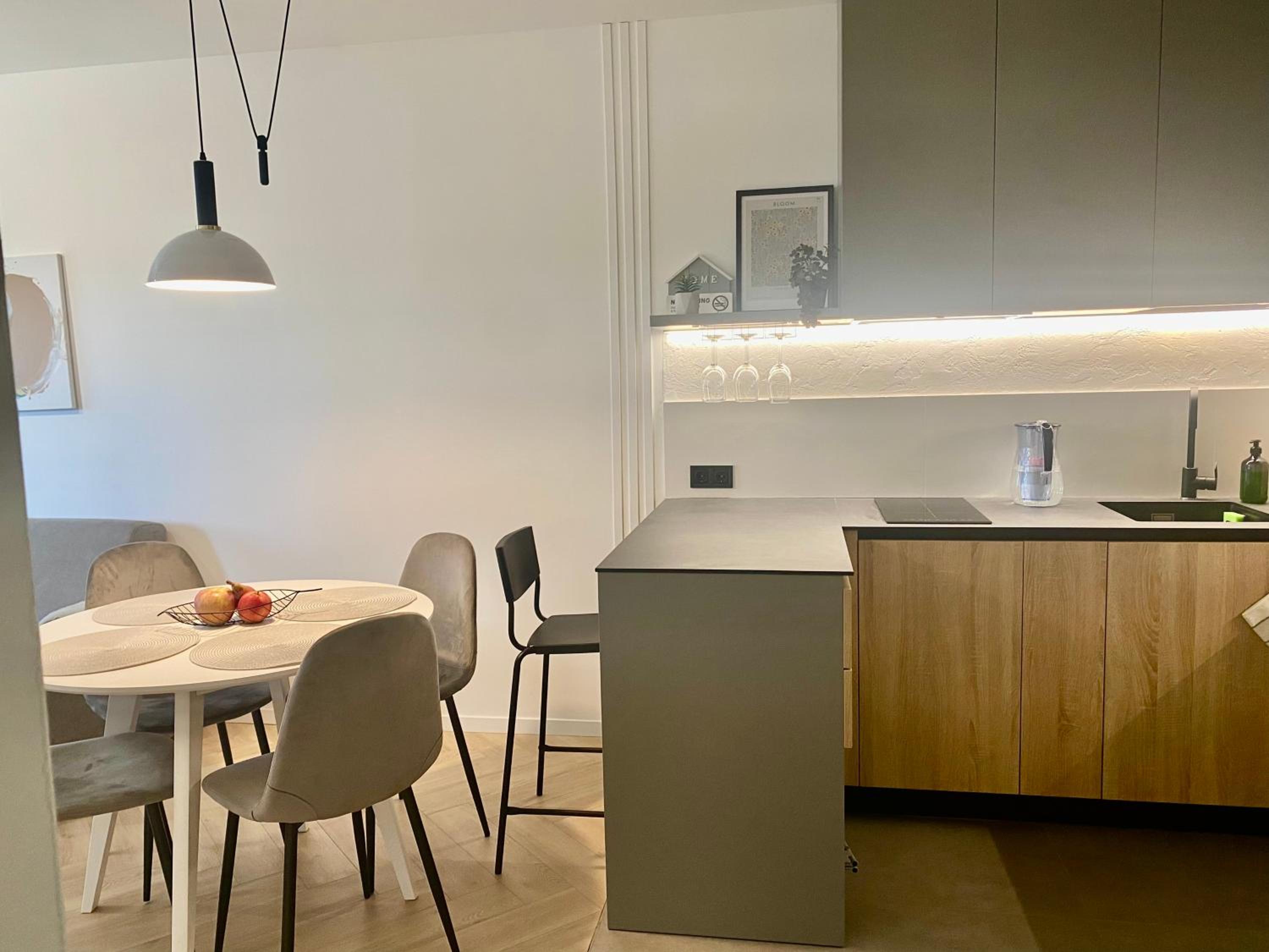KASHMIR Deluxe apartment with Parking