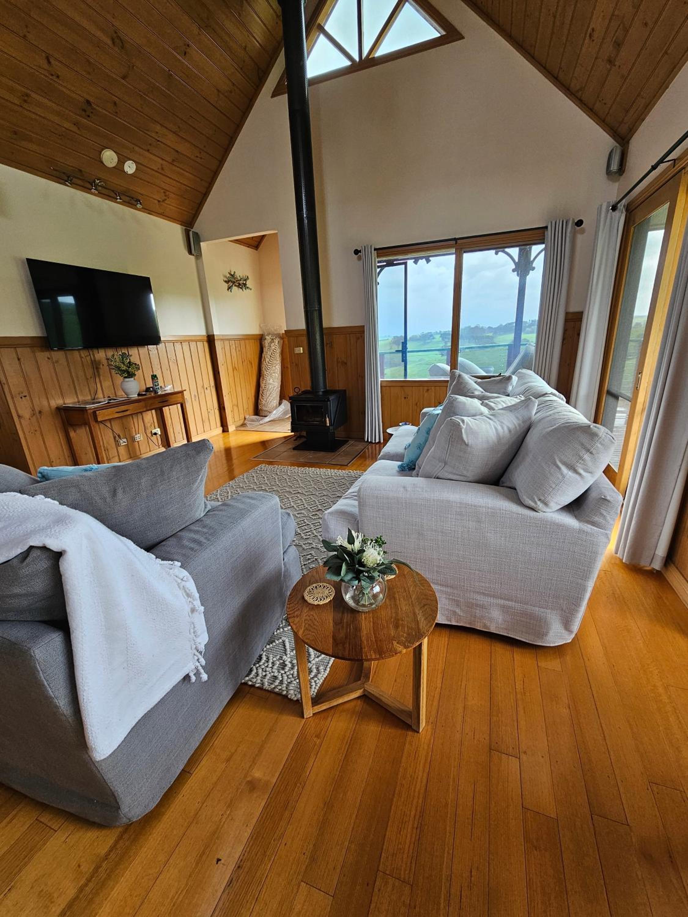 Maple Ridge Cottages