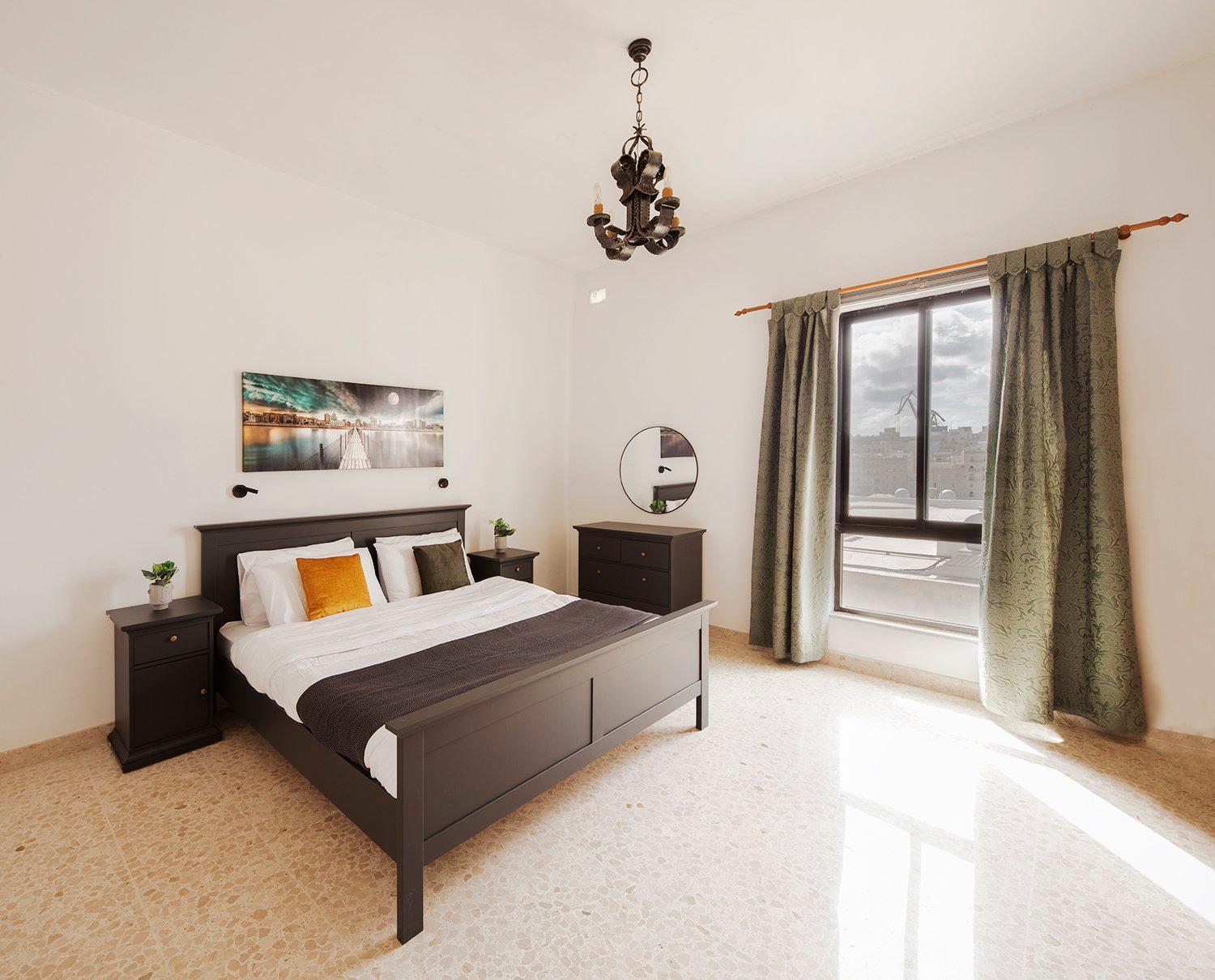 Mariette - Large Terrace - Grand Harbour View view 4