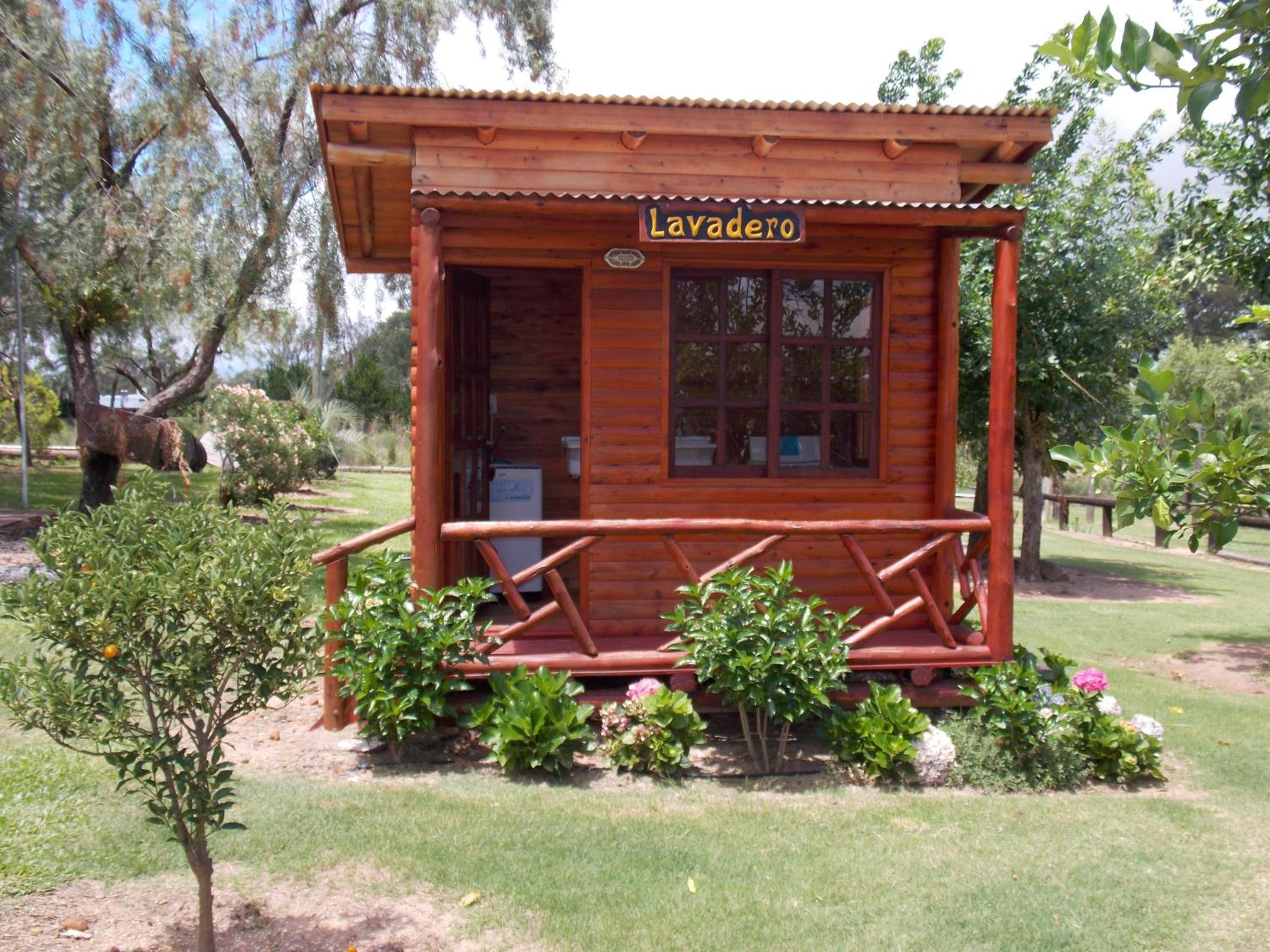 Hotel y Cabañas Dakota