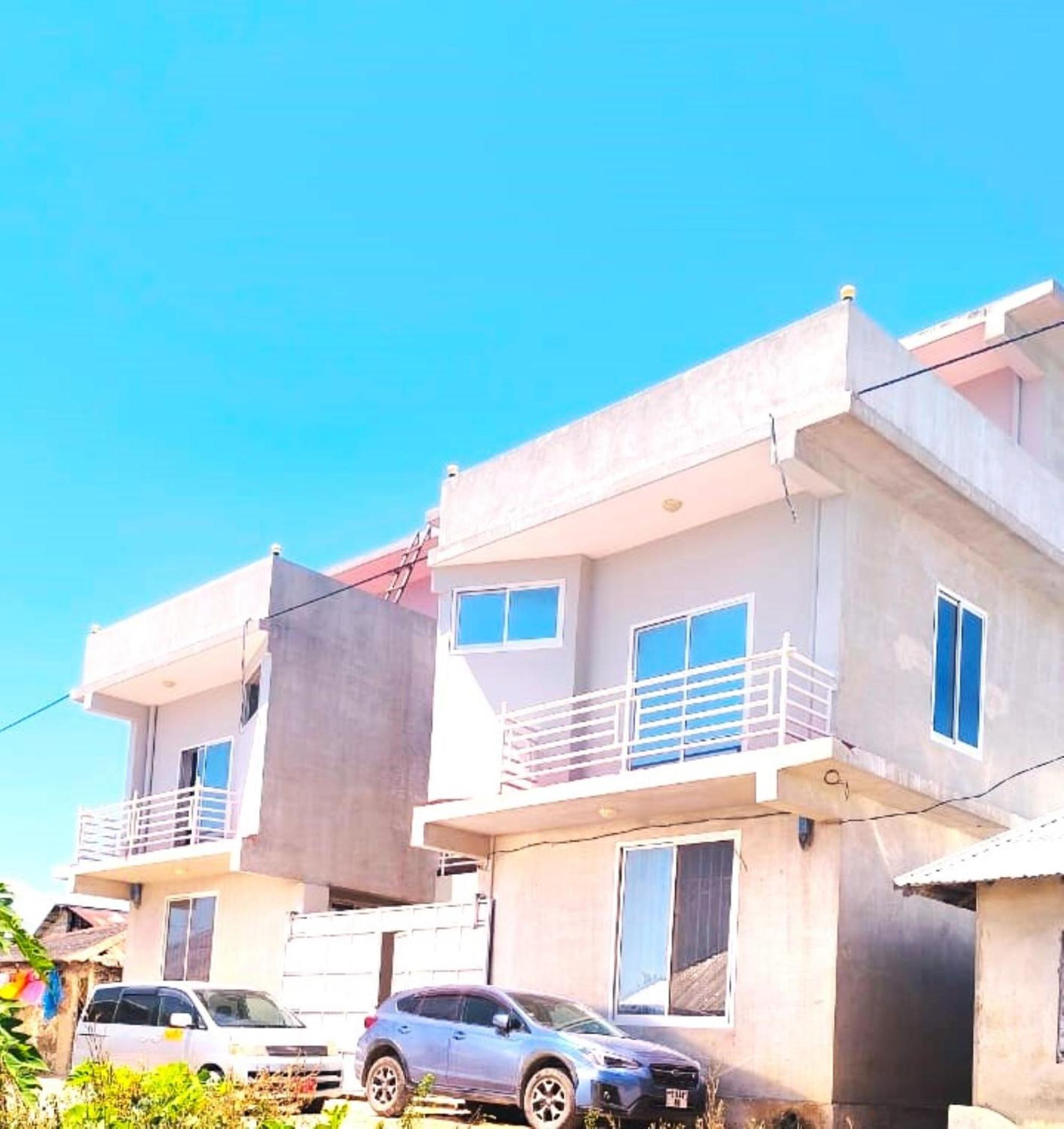 Uroa Hide Away view 4