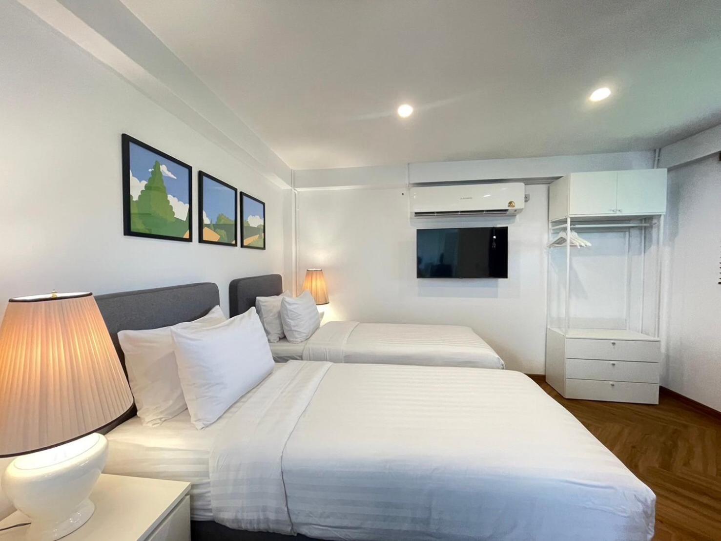 Sleep Walker Poshtel