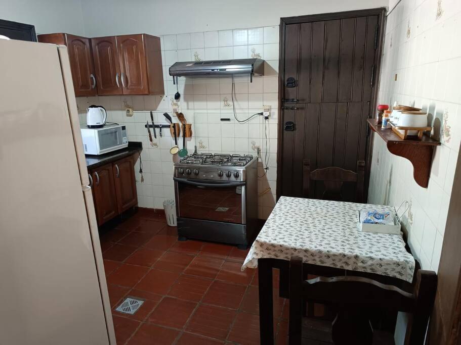 Casa entera con jardín en Luque!