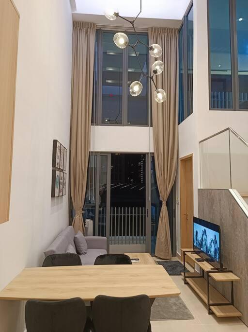 COL 915A Modern Duplex Studio KLCC