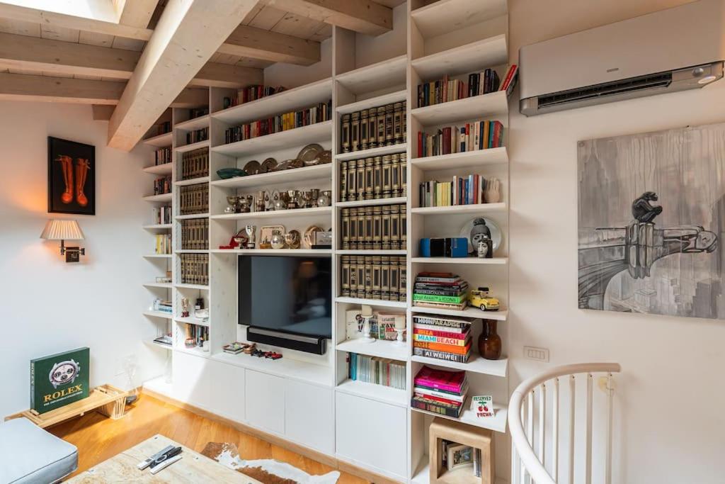Spacious Loft onebdroom Fiera area - Mirable PM