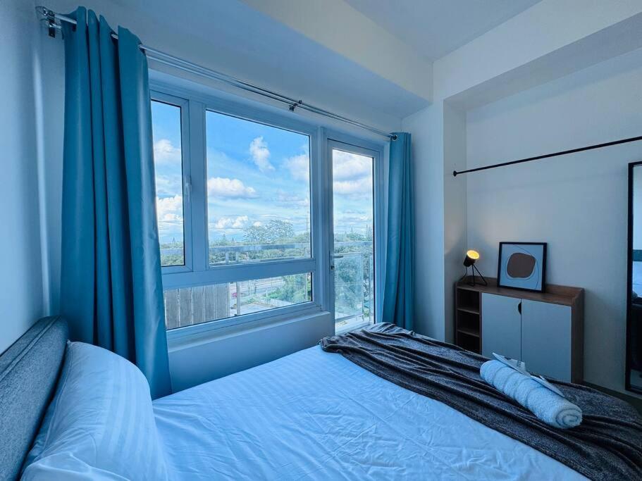 Relaxing Hideaway w Balcony Views at Cool Suites view 3