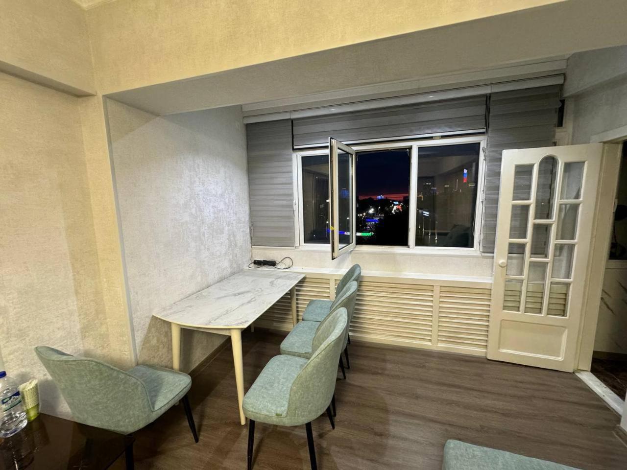 Anisa Apartment