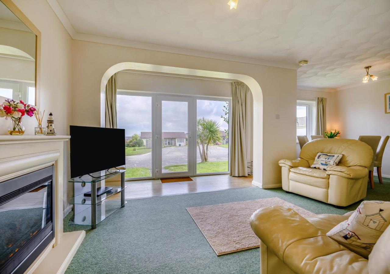 3 Bed in Padstow oc-p00131