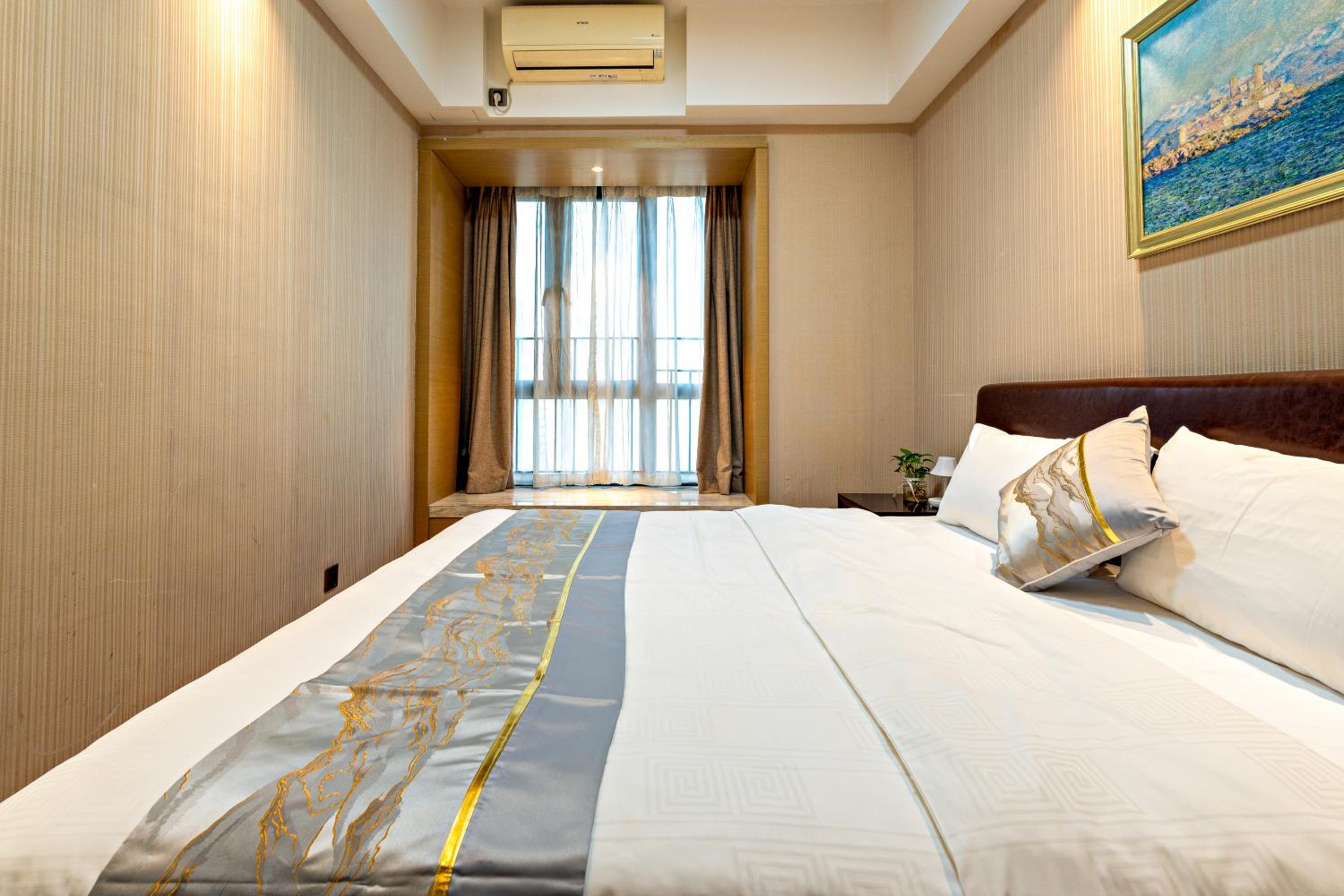 Clovis Apartment广交会期间免费穿梭巴士