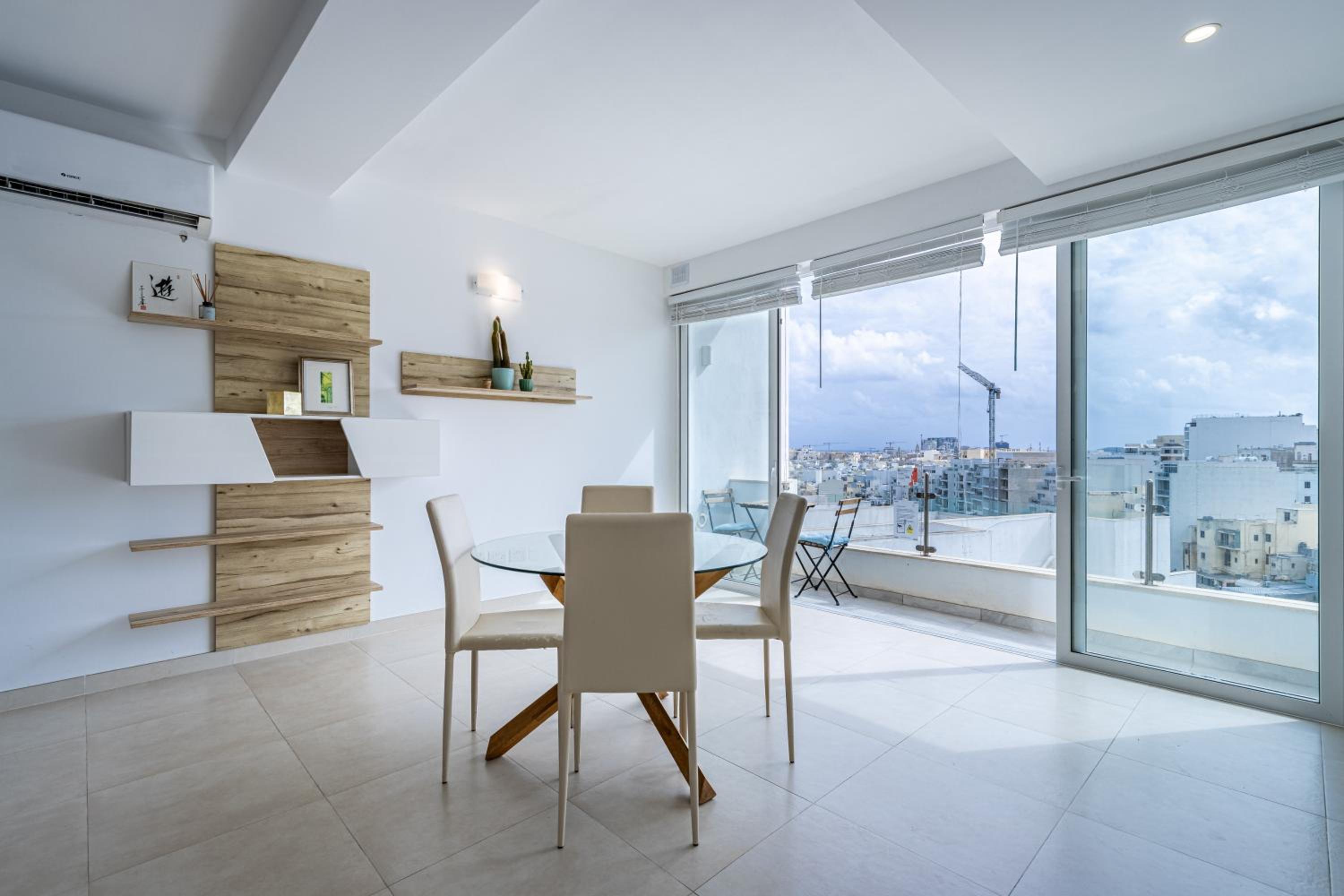The Hillside apartment photo 4