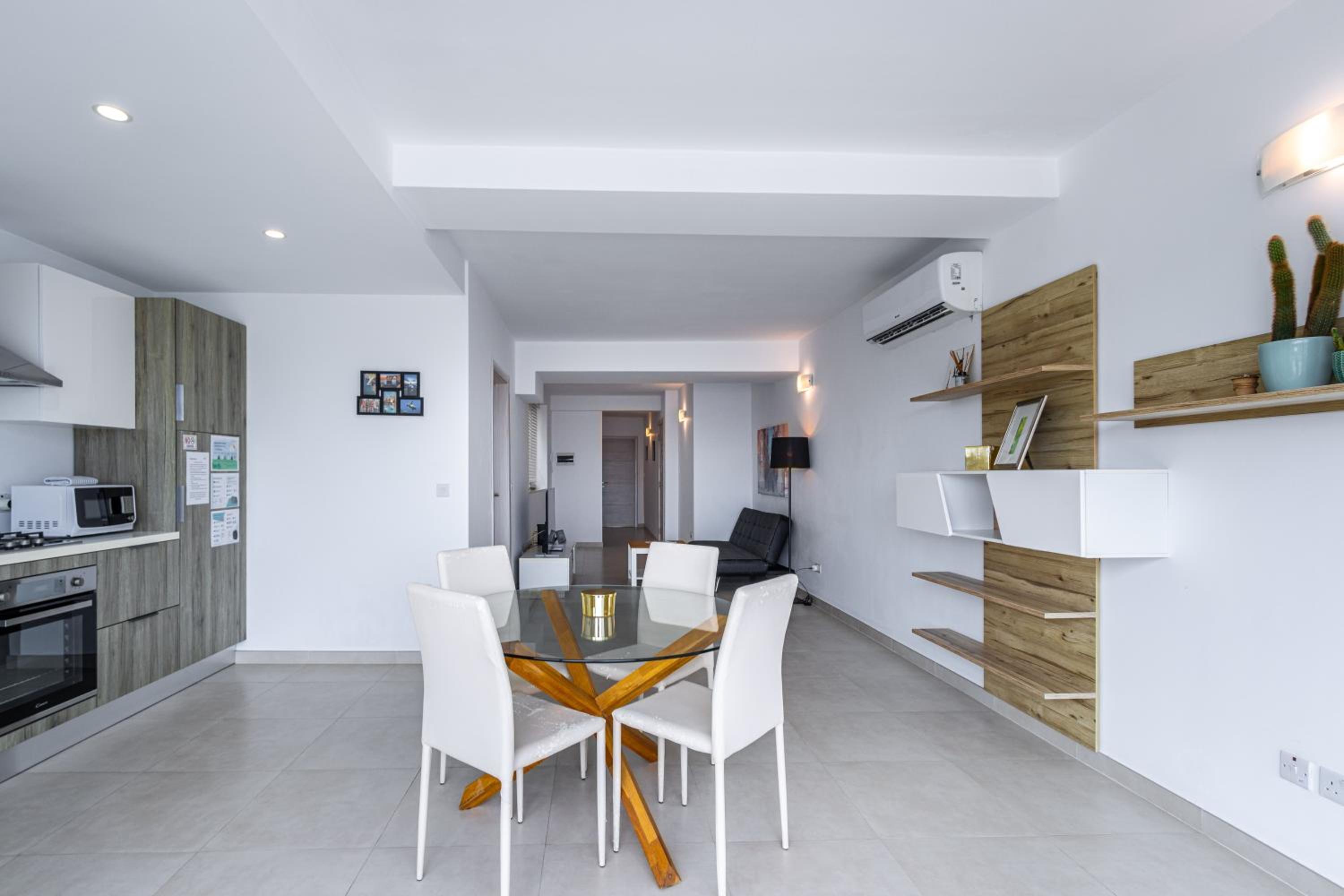 The Hillside apartment photo 2