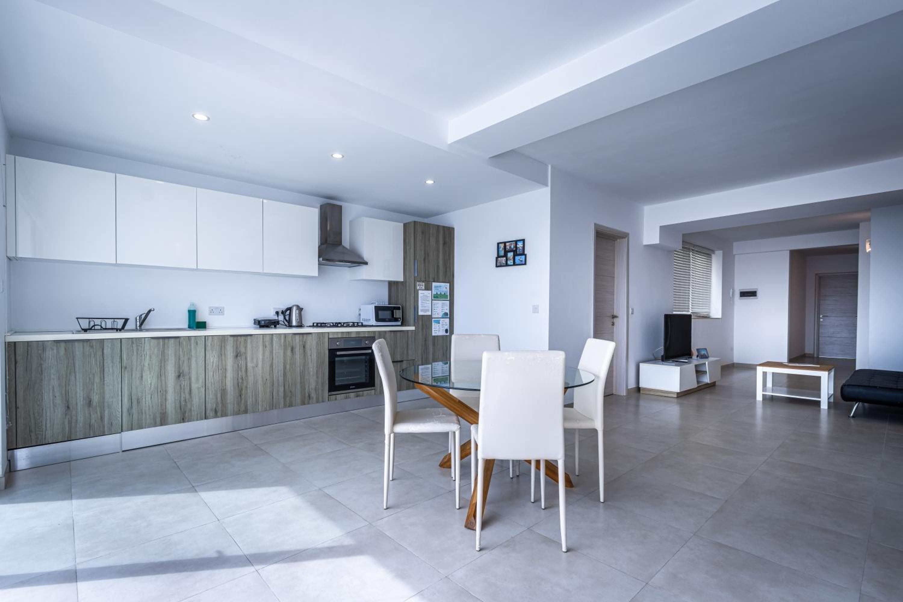 The Hillside apartment photo 5
