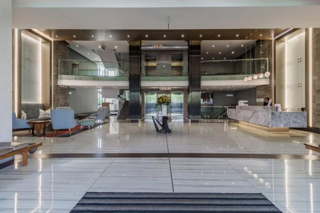 Lovely 1 Bedroom Apartment