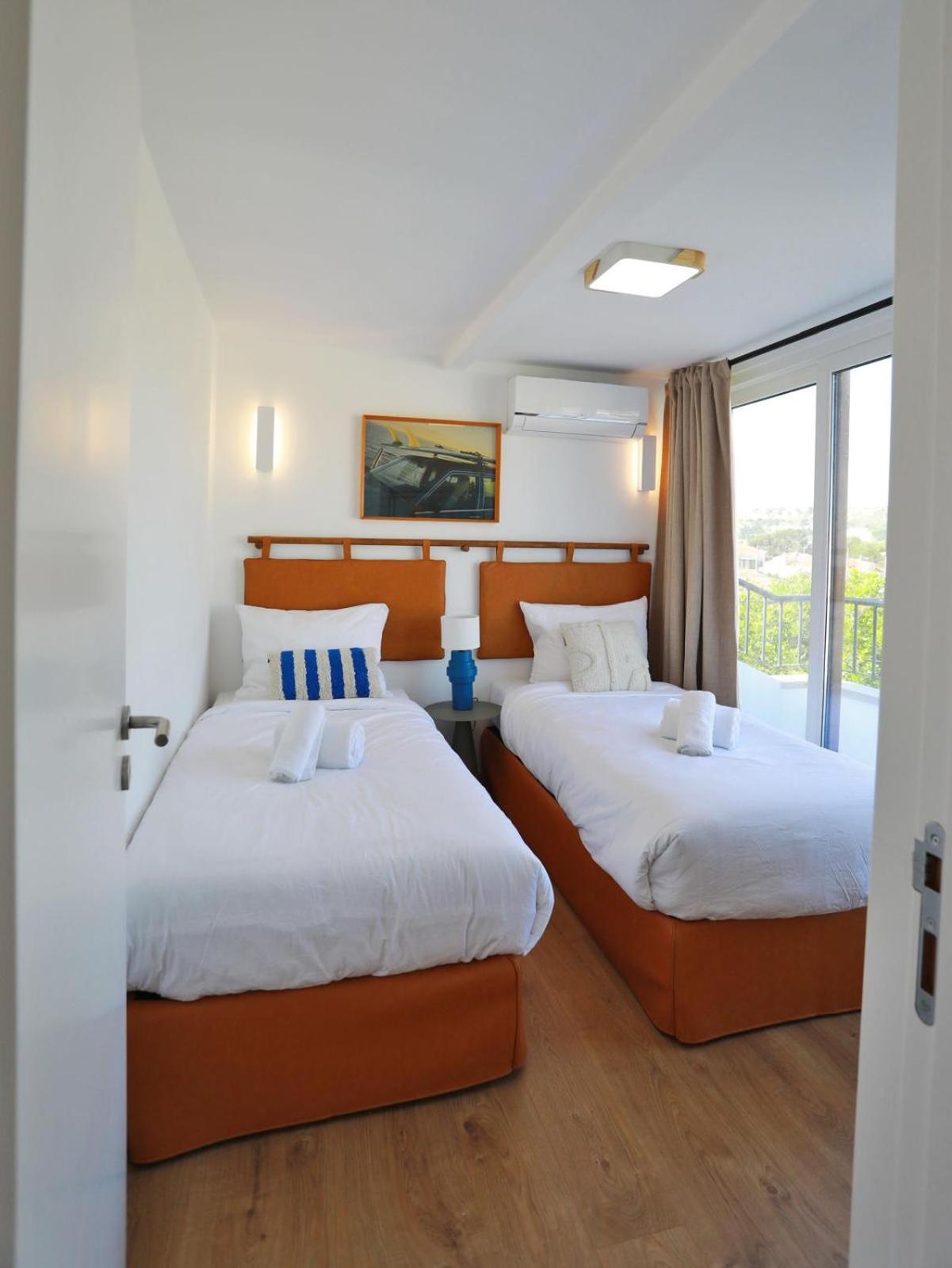 Octopus House Caparica