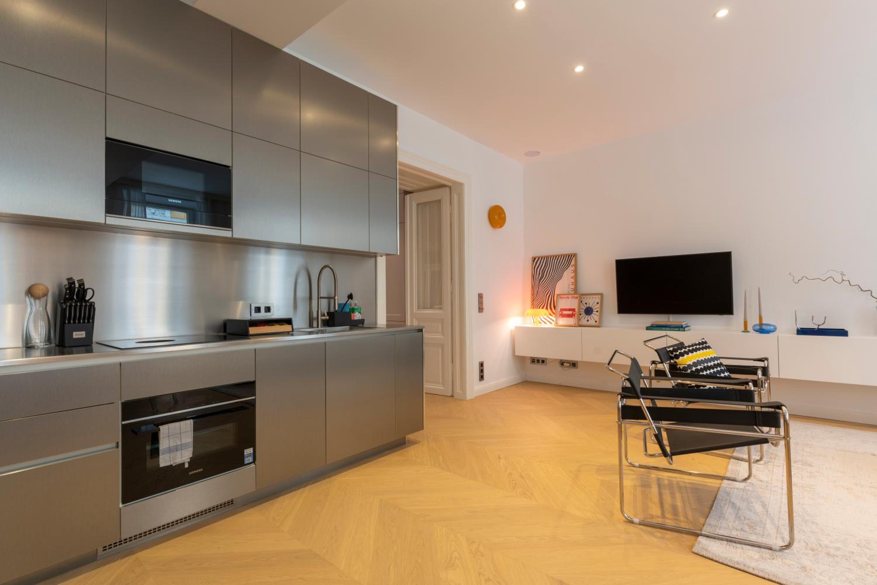 josef's home I Deluxe Suite I Quiet & Central