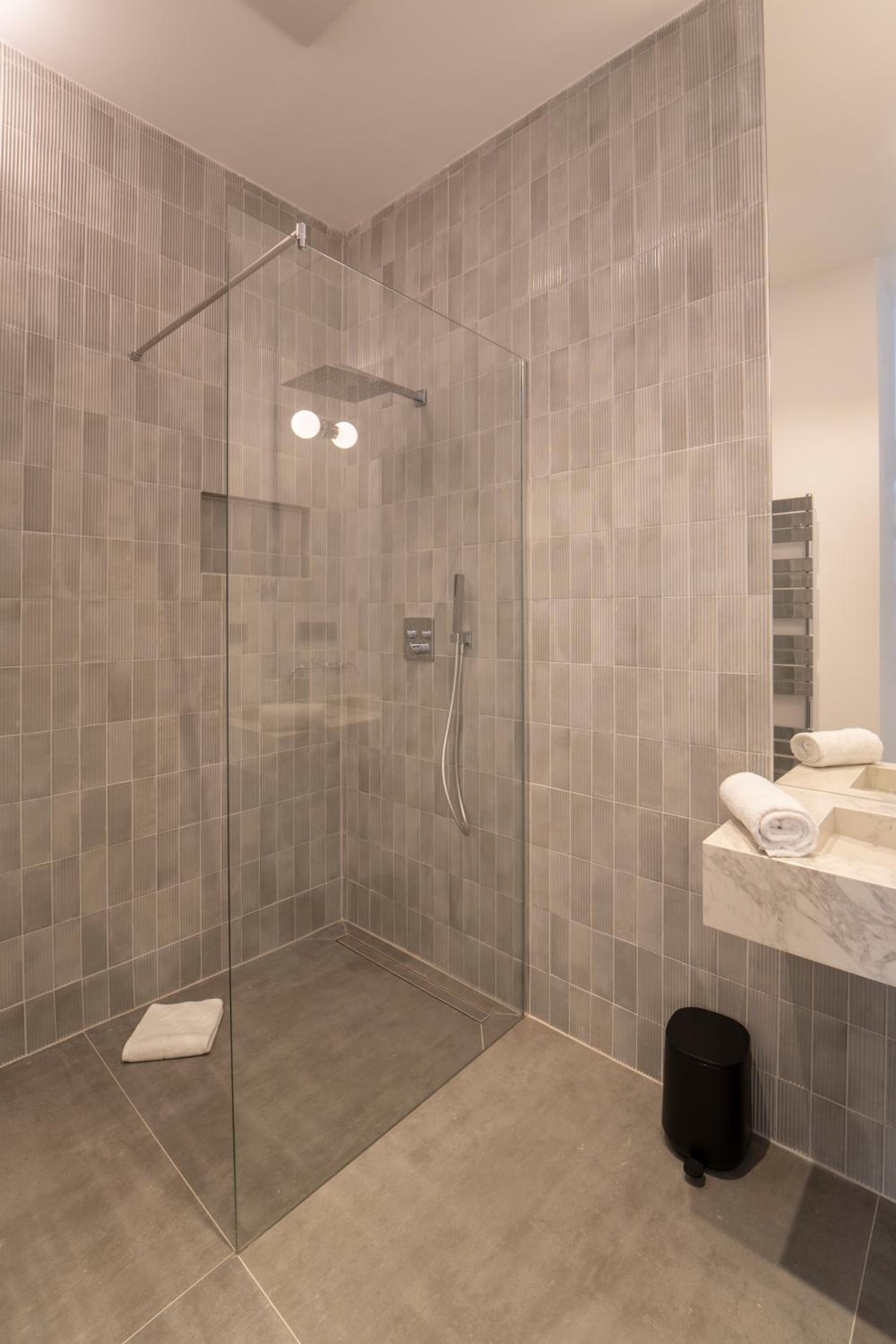 josef's home I Deluxe Suite I Quiet & Central