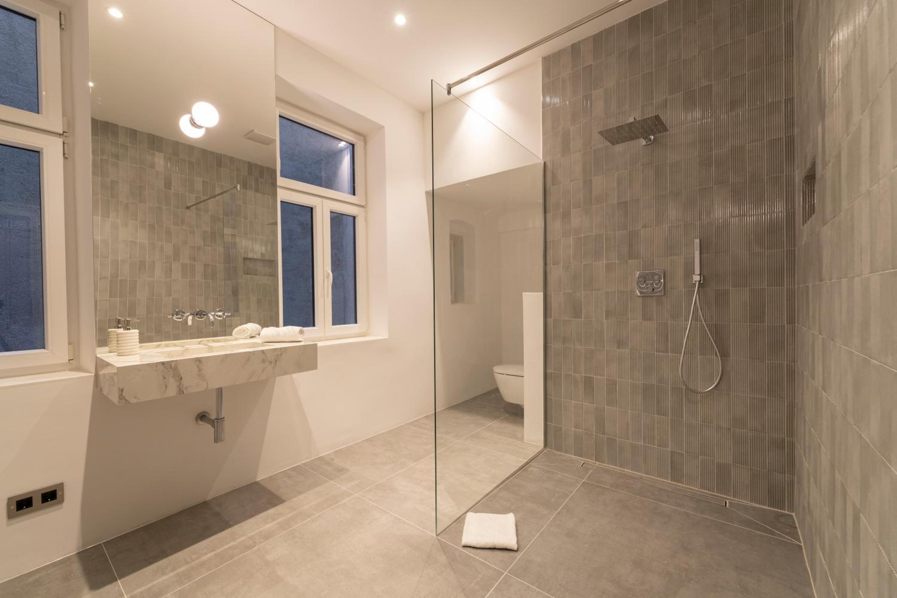 josef's home I Deluxe Suite I Quiet & Central