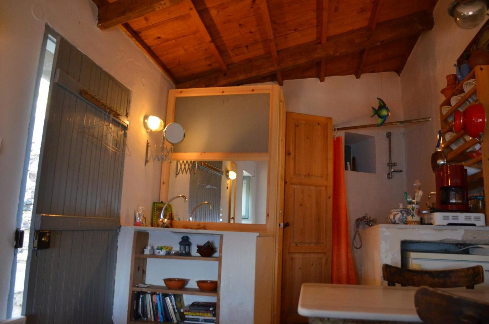 Photo 32