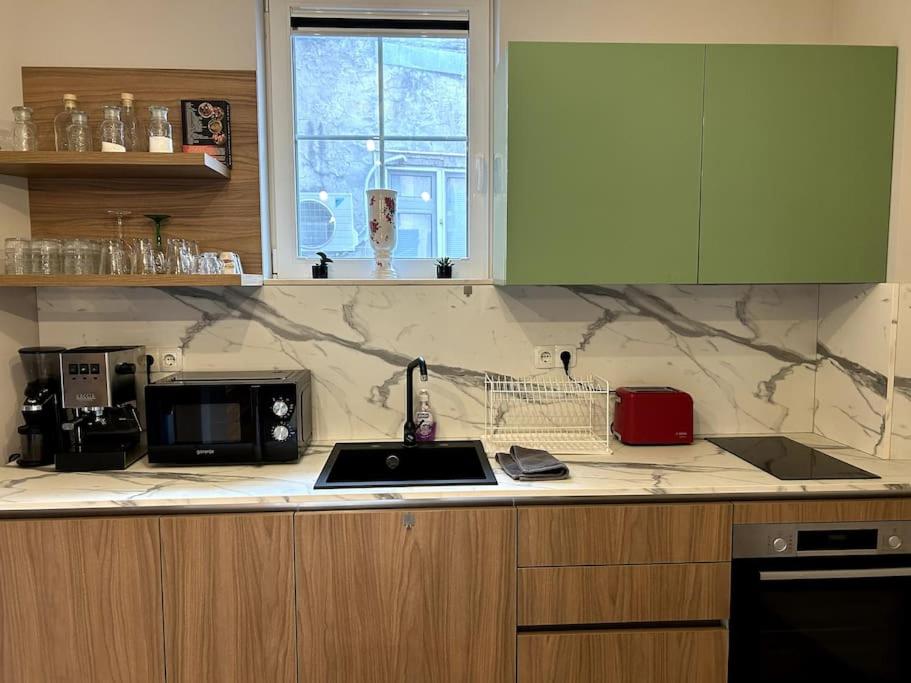 Harmony in History - Modern Flat with Vintage Charm