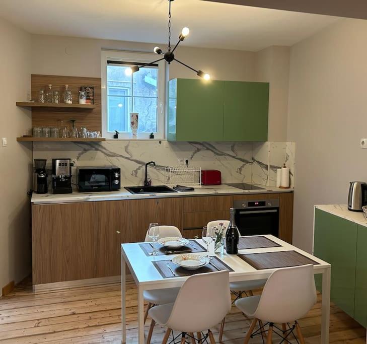 Harmony in History - Modern Flat with Vintage Charm