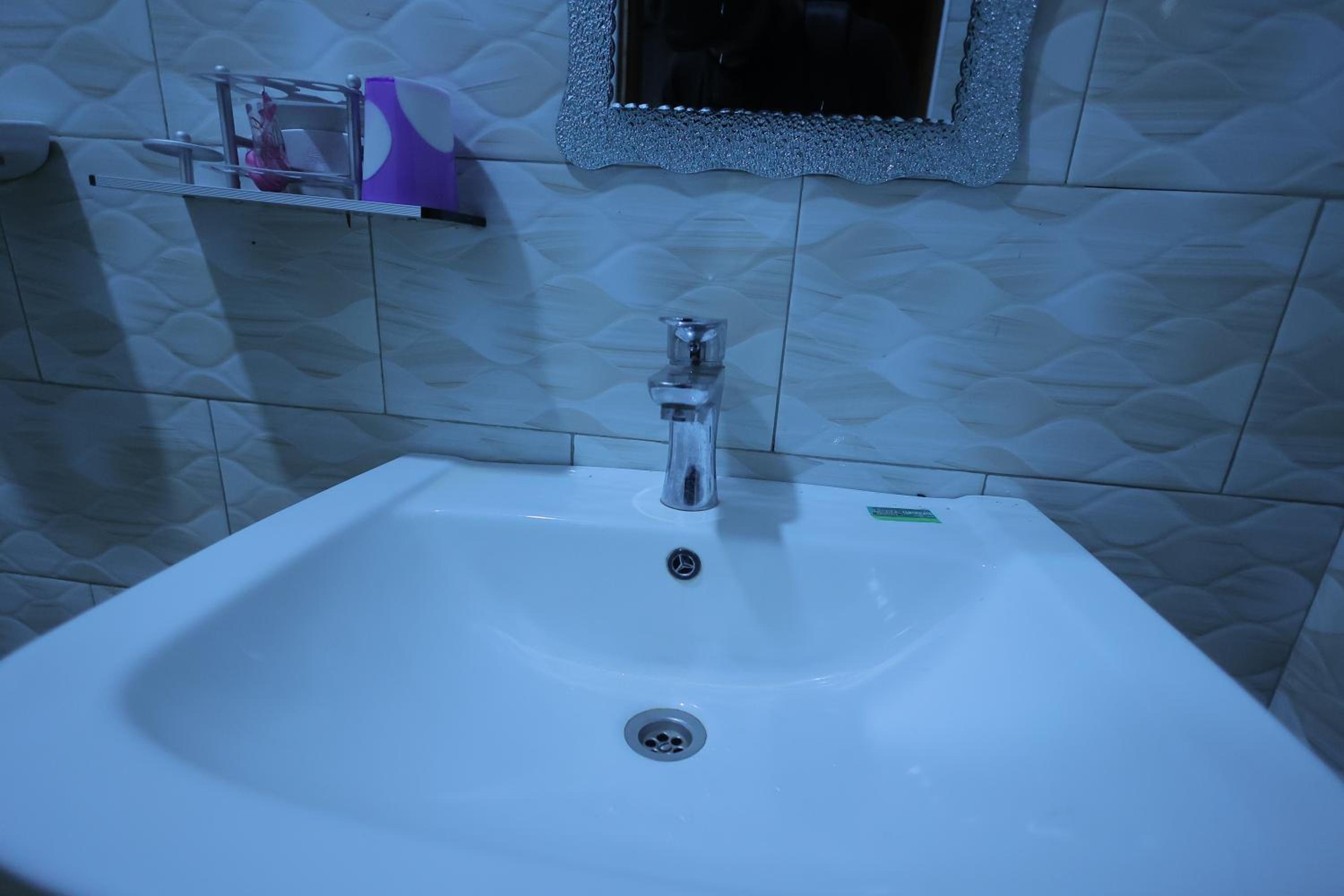 Smart Beach Resort Hotel Mityana