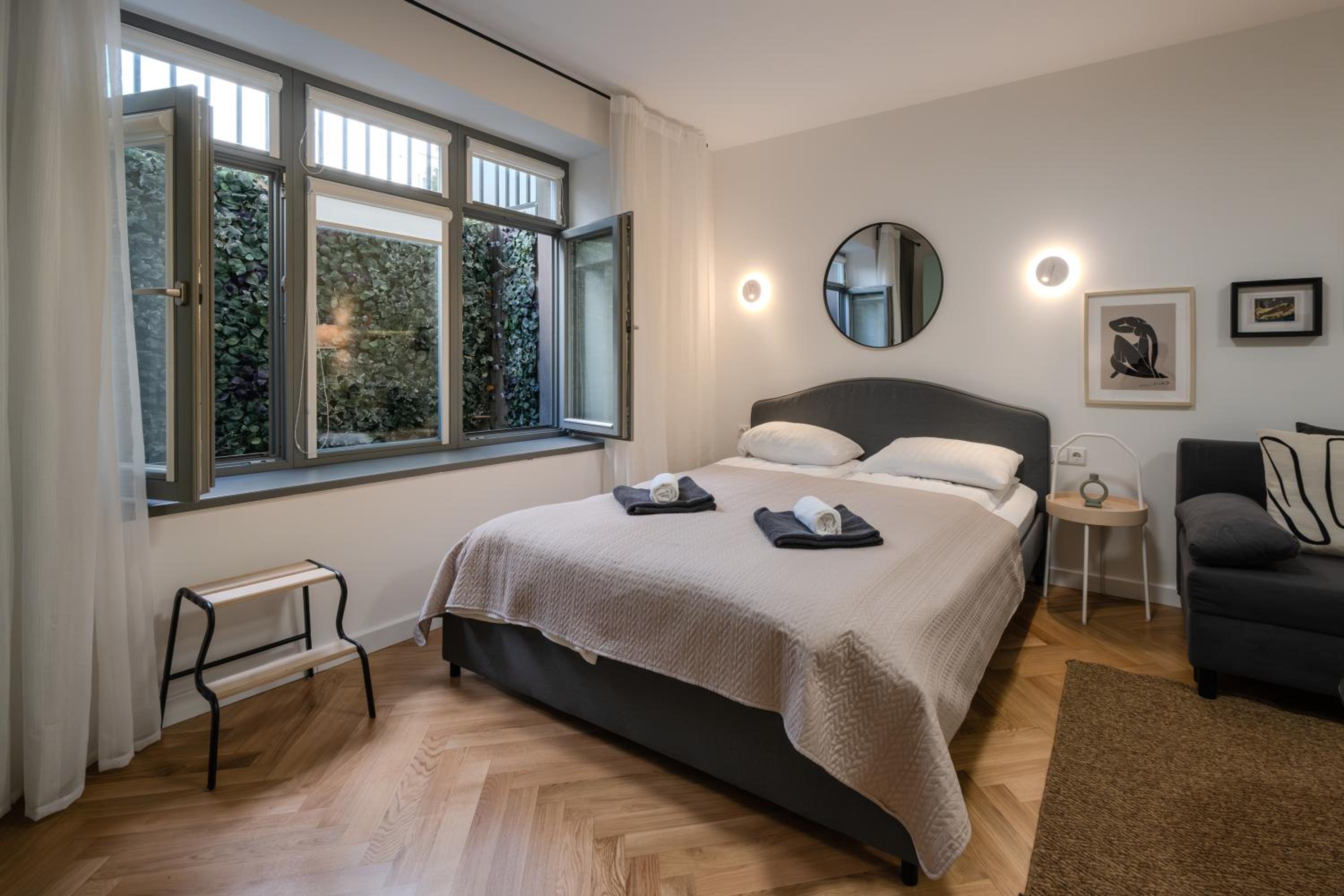 Urban Hideaway Studio - City Center