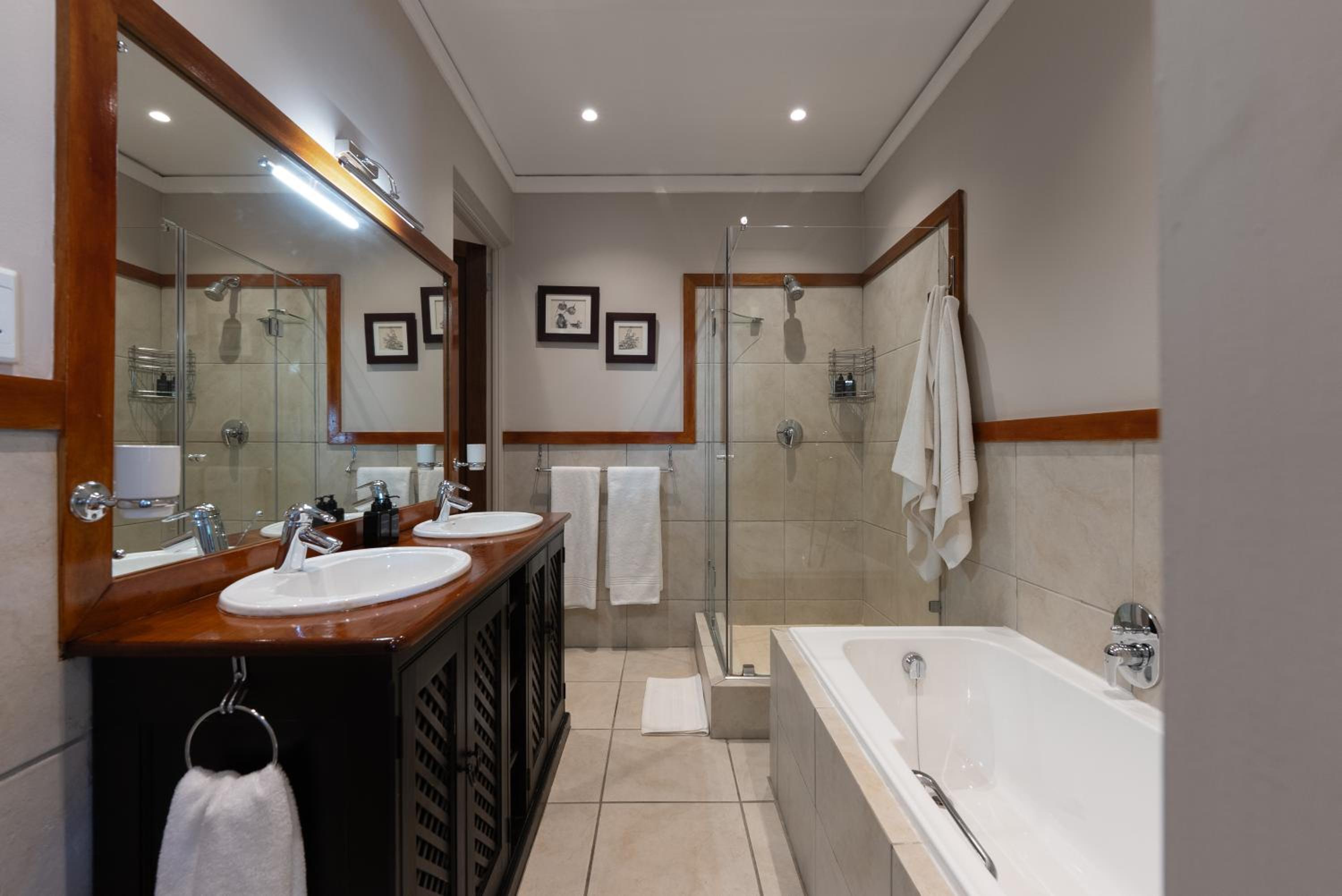 The Cape Bali Luxury Villa with Ocean Views in Camps Bay